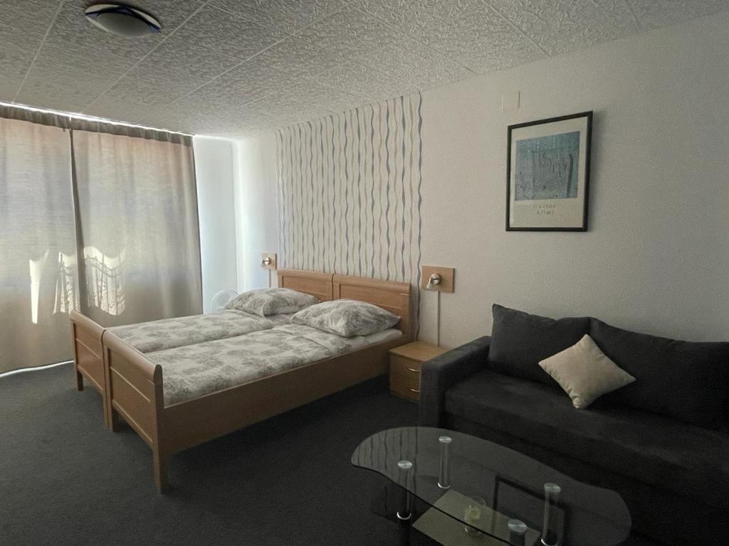 Hotel Roma แมร์ซิก ภายนอก รูปภาพ